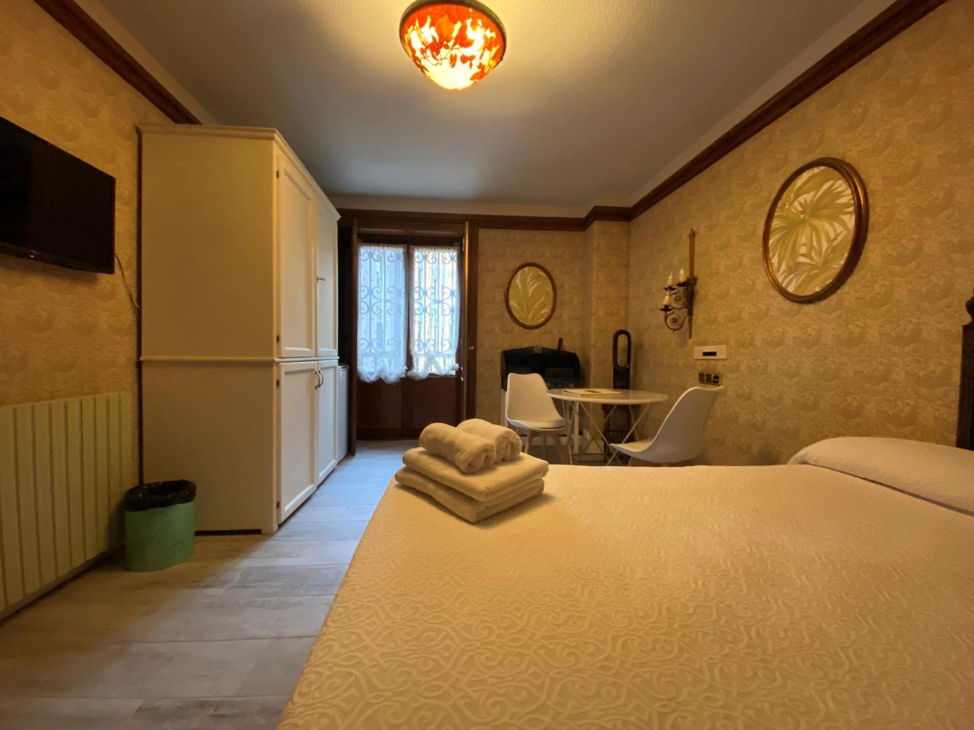 Apartamentos Maria Luisa Burgo Εξωτερικό φωτογραφία